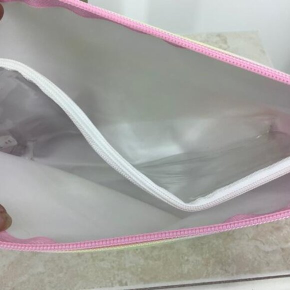 Poolside Wet/Dry Wristlet Multicolor Poly-nylon Beach Bag 11.25"L x 3"W x 7"H - Picture 11 of 12